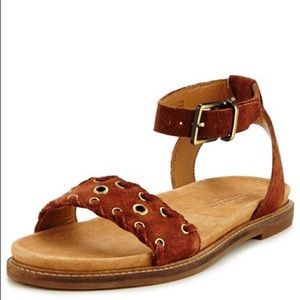 Clark’s Corsio Amelia Suede Sandals